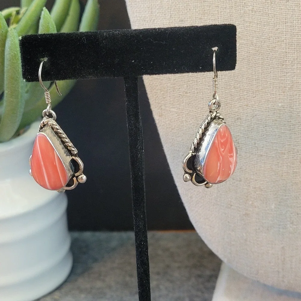 Mexico Stamped Coral Pink Banded Pendant Earrings Set Silver Tone 3pc